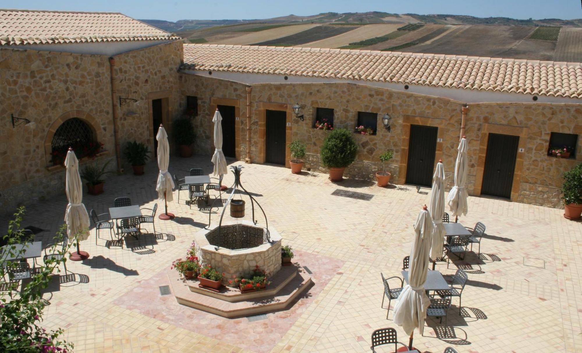 Don Giovanni Hotel Sambuca di Sicilia Bagian luar foto