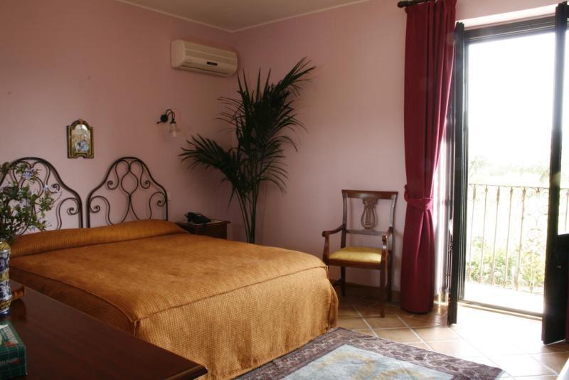 Don Giovanni Hotel Sambuca di Sicilia Bagian luar foto