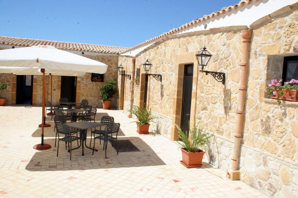 Don Giovanni Hotel Sambuca di Sicilia Bagian luar foto