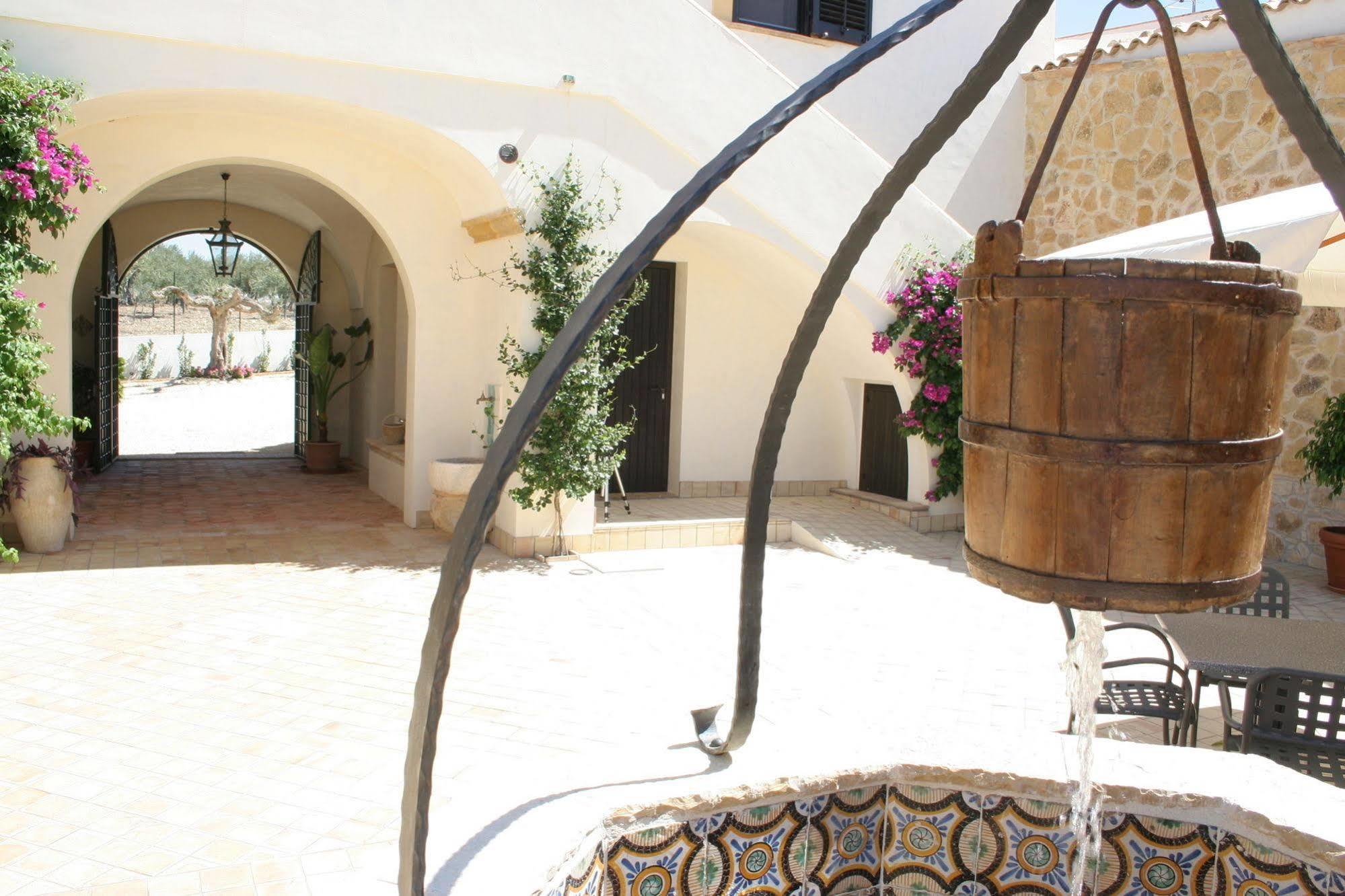 Don Giovanni Hotel Sambuca di Sicilia Bagian luar foto