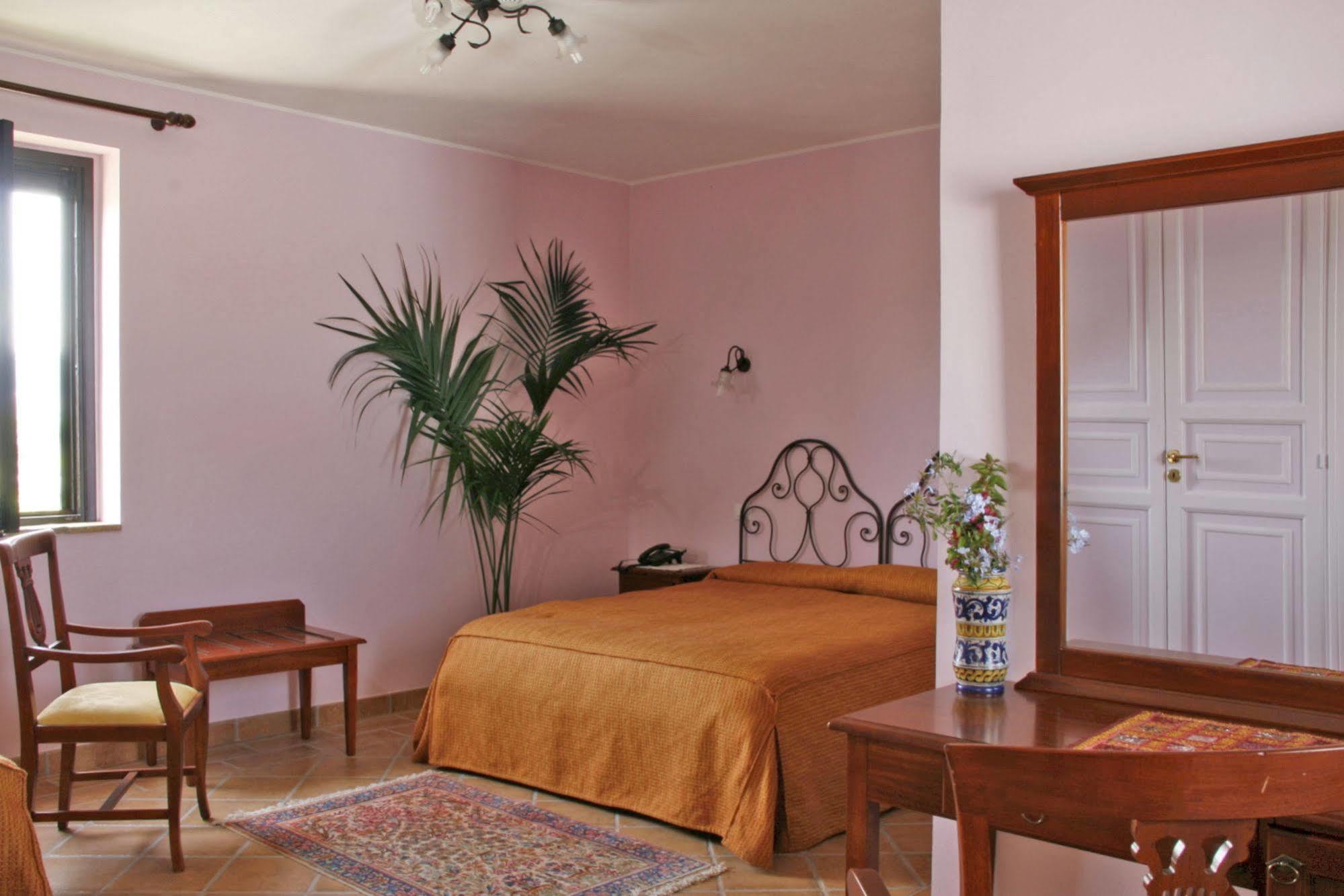 Don Giovanni Hotel Sambuca di Sicilia Bagian luar foto