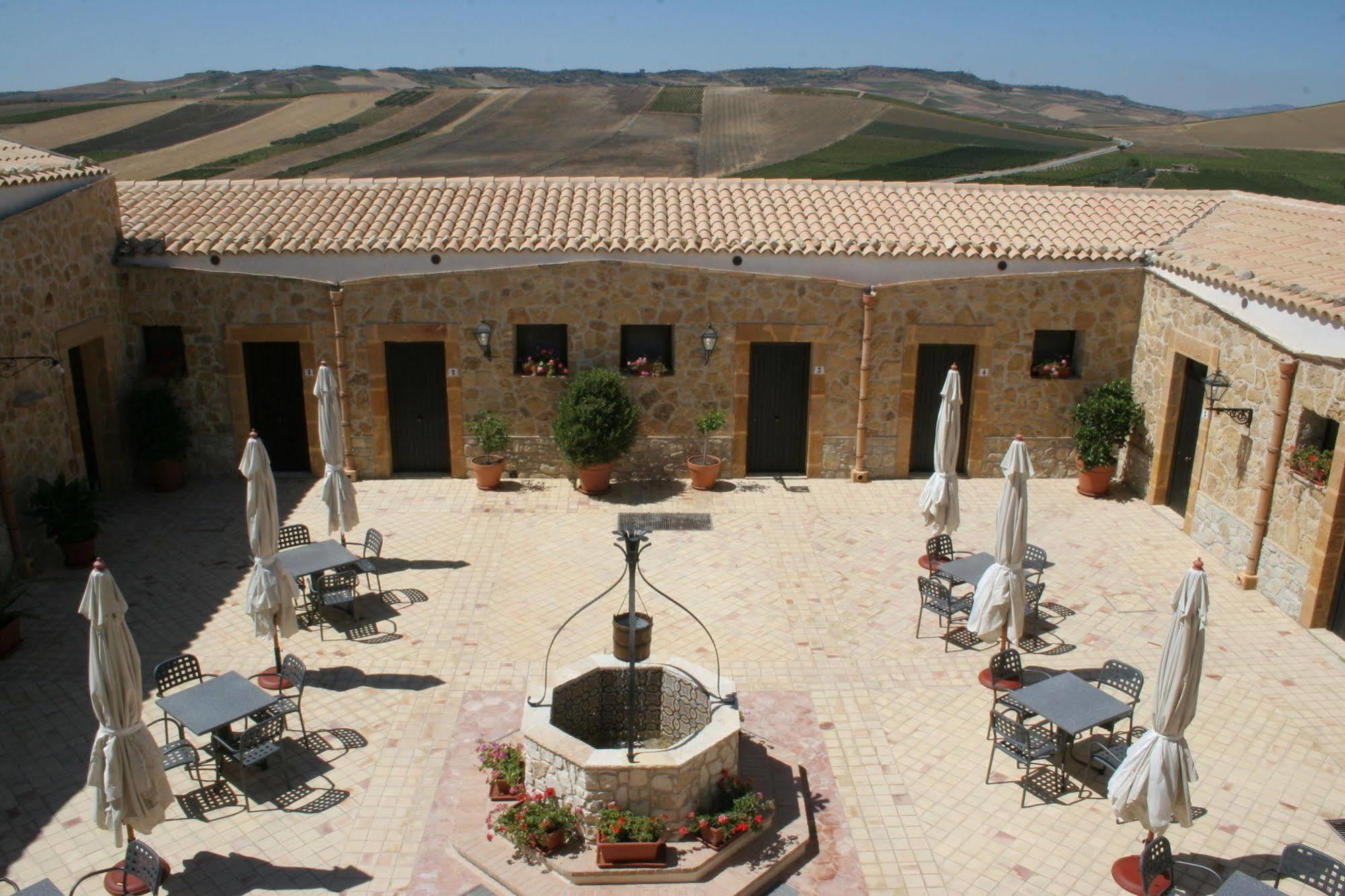 Don Giovanni Hotel Sambuca di Sicilia Bagian luar foto